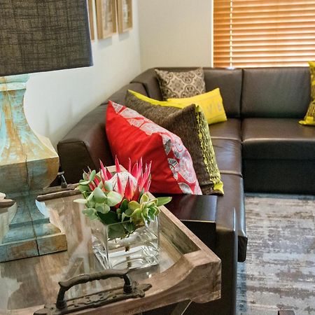99 m2, 2 yatak odalı, 2 banyolu , Stellenbosch Central bölgesinde Dış mekan fotoğraf