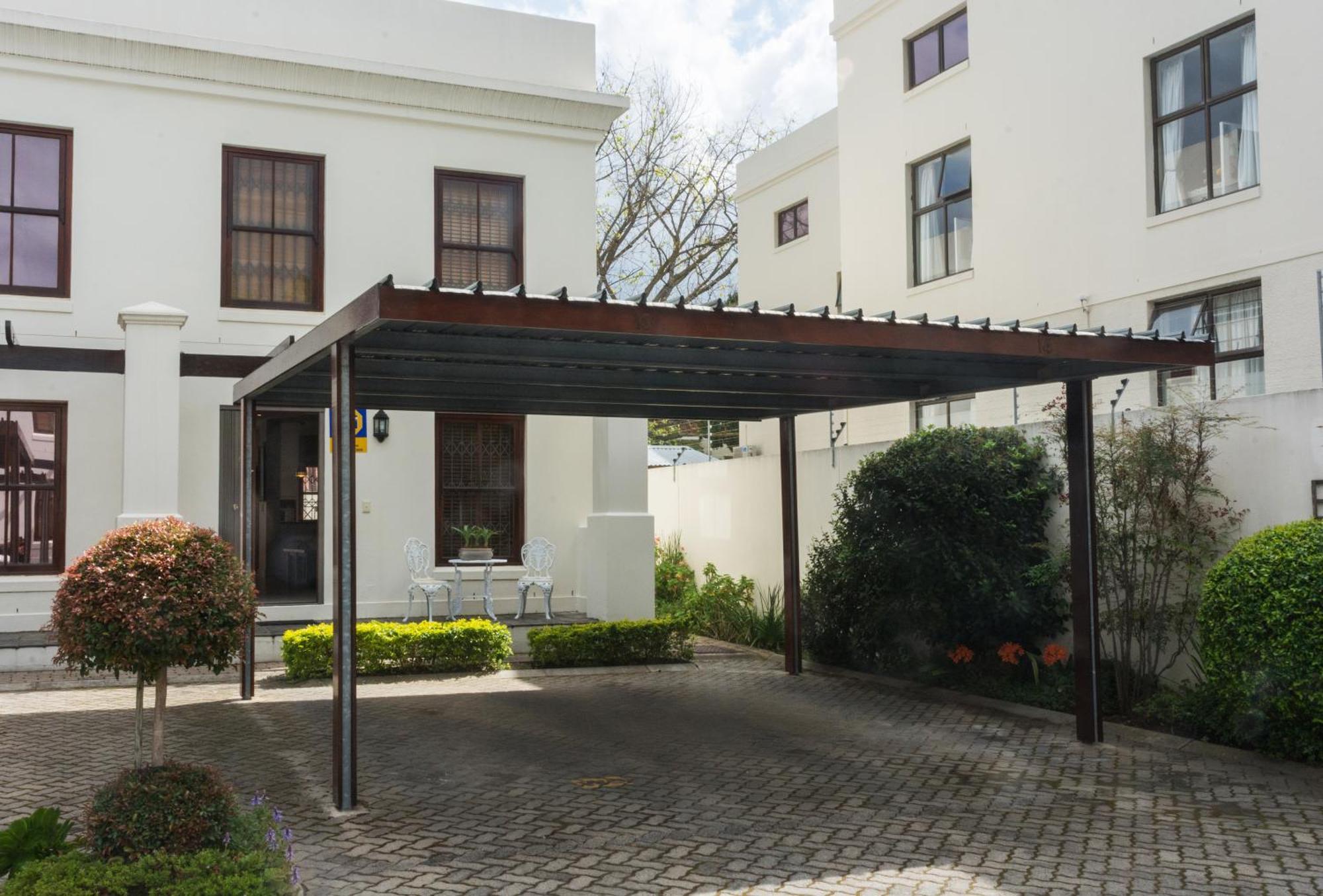 99 m2, 2 yatak odalı, 2 banyolu , Stellenbosch Central bölgesinde Dış mekan fotoğraf