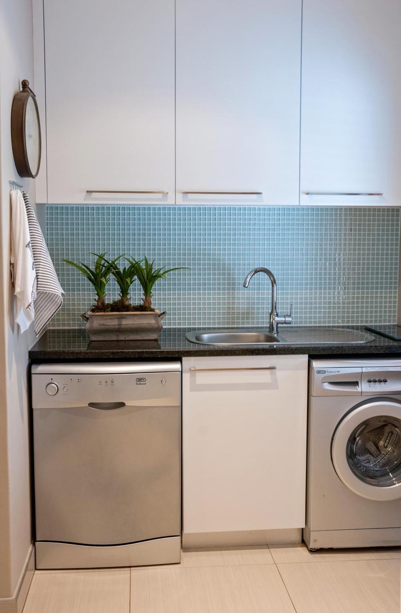 99 m2, 2 yatak odalı, 2 banyolu , Stellenbosch Central bölgesinde Dış mekan fotoğraf