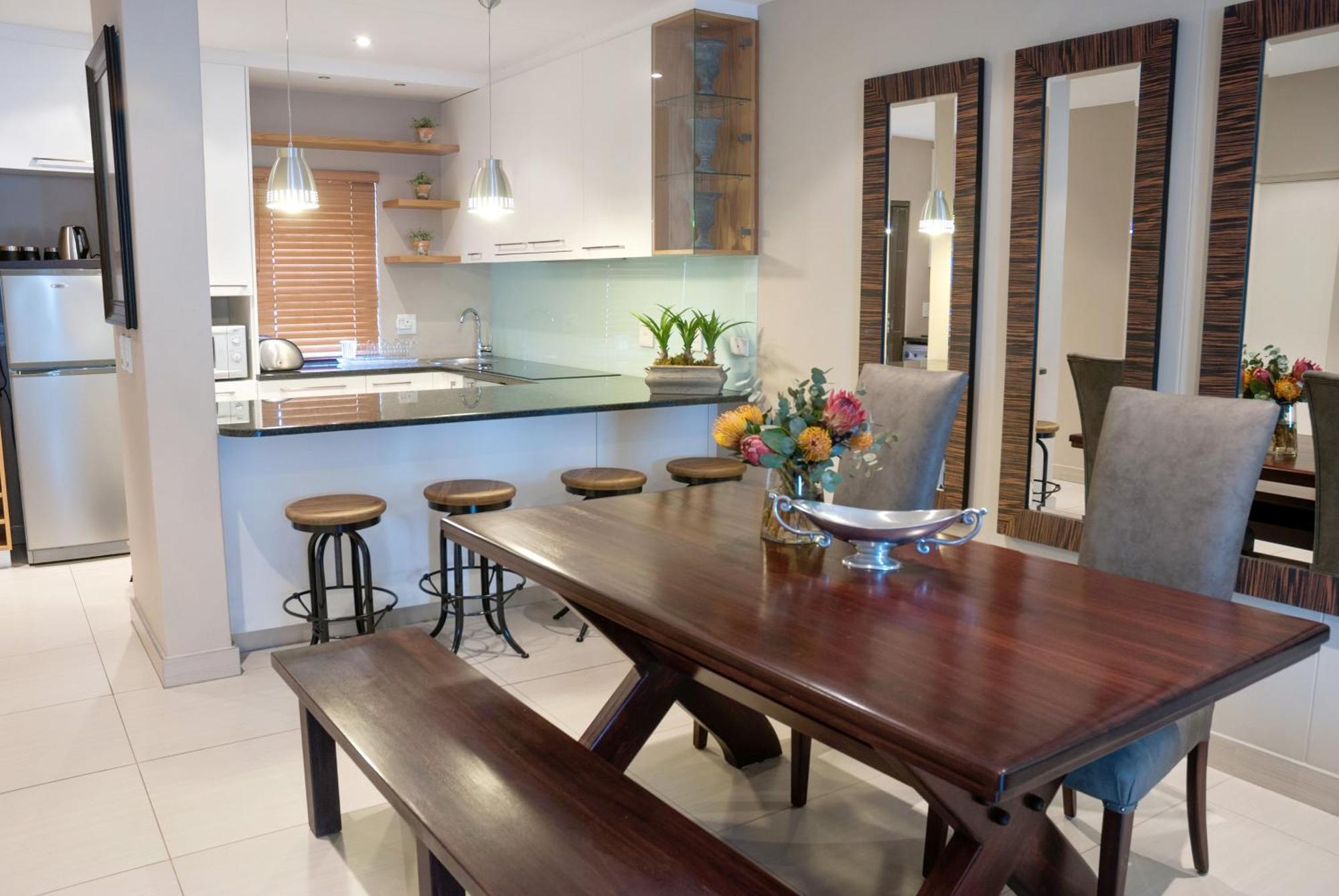 99 m2, 2 yatak odalı, 2 banyolu , Stellenbosch Central bölgesinde Dış mekan fotoğraf